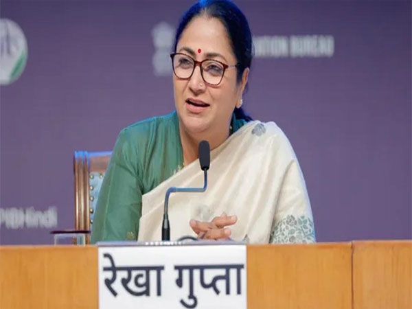 दिल्ली की 27 कॉलोनियों को 214 करोड़ की सौगात, 53 विकास कार्यों का शिलान्यास